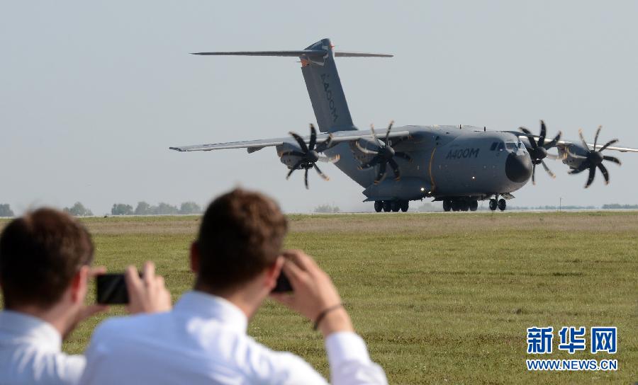 п܇(ch)A-400M܊\ݔC